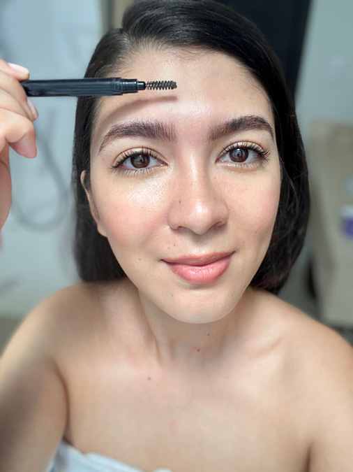 How I take care of my eyebrows - Sherry Maldonado